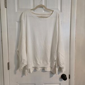 We The Free Camden, Size Medium, Nee Without Tags. White